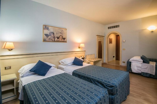 Marchi Hotel image 11