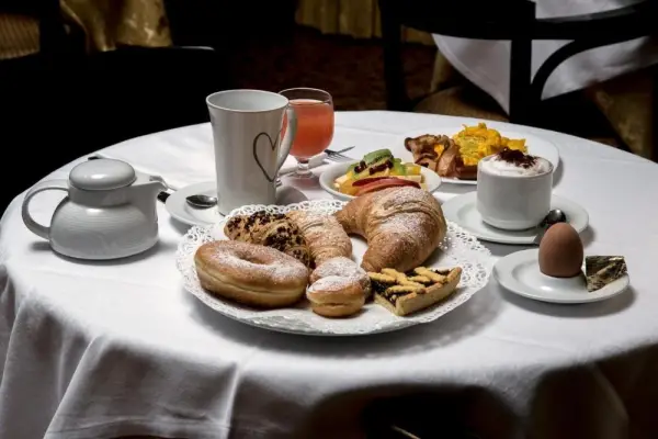 Marchi Hotel 10